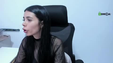 Katia  online show from May 16, 2026, 3:11 pm