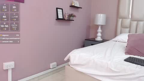 Katia Foster online show from February 20, 2025, 4:57 pm