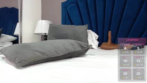 Katia Foster online show from October 30, 2025, 2:40 pm