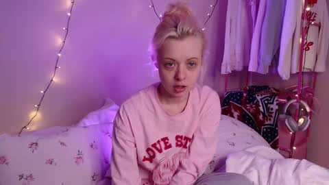 Katie Deville online show from January 18, 2026, 6:55 pm