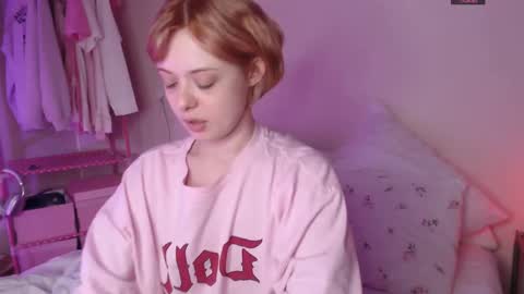 Katie Deville online show from April 20, 2026, 12:46 am