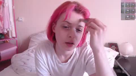 Snapshot of katie_deville chatting on July 17, 2026, 4:45 pm Katie Deville online show from July 17, 2026, 4:45 pm