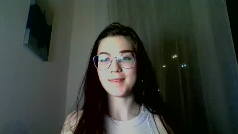 katie_foxi online show from January 27, 2025, 12:01 am