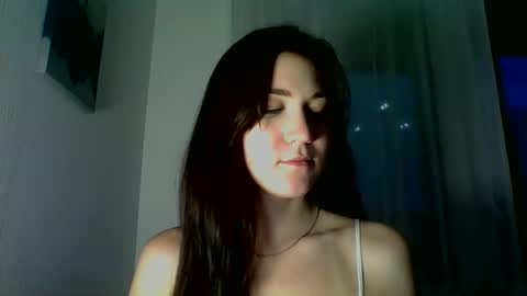 katie_foxi online show from September 21, 2025, 4:19 pm