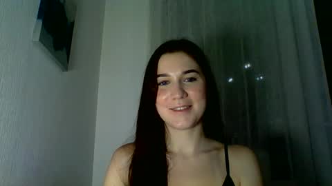 katie_foxi online show from November 2, 2025, 4:20 pm