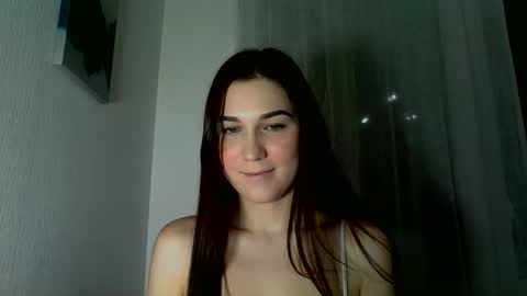 katie_foxi online show from November 9, 2025, 4:49 pm