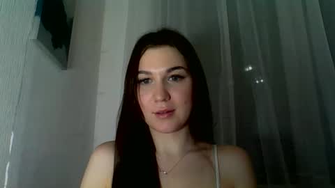 katie_foxi online show from January 7, 2026, 5:37 pm