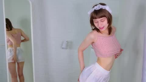 Katie online show from September 16, 2025, 1:34 pm