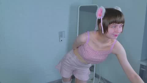 Katie online show from October 4, 2025, 1:53 pm