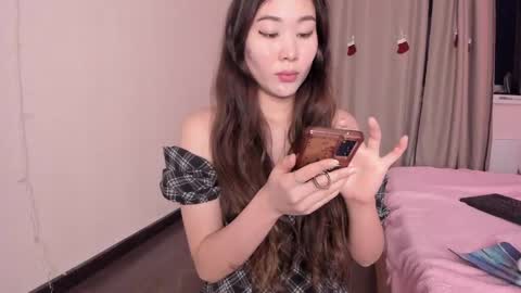 Snapshot of katie_ness chatting on January 14, 2025, 3:15 pm Kate online show from January 14, 2025, 3:15 pm