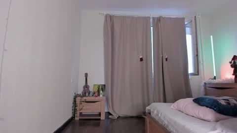 Snapshot of katie_ness chatting on February 8, 2025, 10:18 am Kate online show from February 8, 2025, 10:18 am