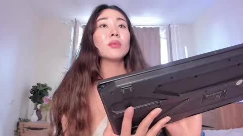 Snapshot of katie_ness chatting on March 12, 2025, 11:20 am Kate online show from March 12, 2025, 11:20 am