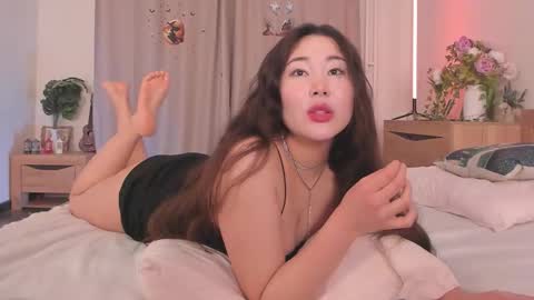 Snapshot of katie_ness chatting on November 30, 2025, 3:16 pm Kate online show from November 30, 2025, 3:16 pm