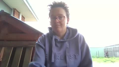 Katie  online show from June 10, 2026, 2:12 am