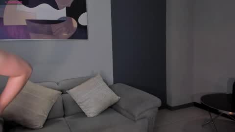 katieangel1 online show from December 3, 2025, 11:30 am