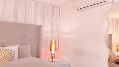 Katie online show from February 19, 2025, 8:20 pm