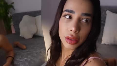 Katie online show from September 11, 2025, 11:10 am