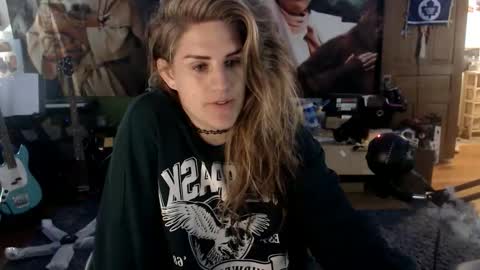 Katie online show from October 17, 2025, 6:27 am