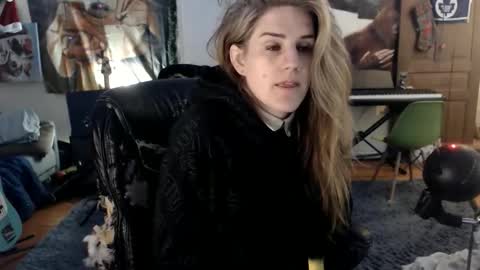 Katie online show from February 25, 2026, 5:28 am