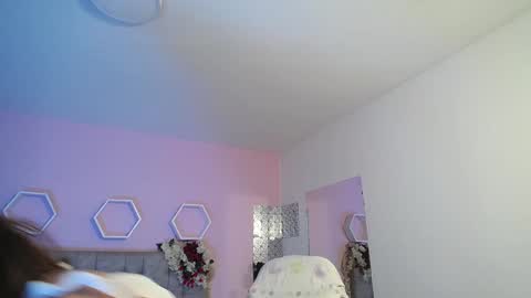 Katherine online show from December 20, 2024, 1:22 pm