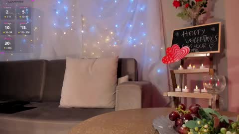 Kate Stonne online show from February 15, 2025, 8:22 am