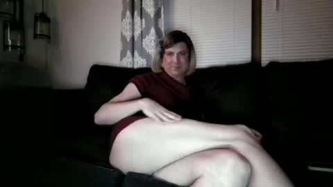 Snapshot of katieutopia chatting on December 21, 2025, 4:08 am katieutopia online show from December 21, 2025, 4:08 am