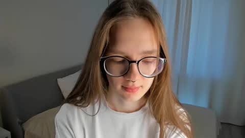 Scarlett online show from October 18, 2025, 8:37 am