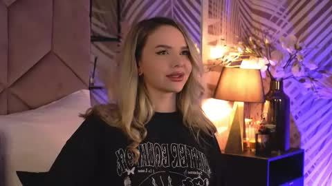 KatJolie online show from February 11, 2026, 8:36 pm