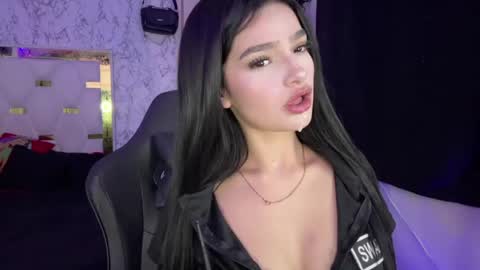Snapshot of katleen_v chatting on April 14, 2026, 2:50 am Katleen. online show from April 14, 2026, 2:50 am