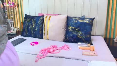 K A T L Y N  online show from February 24, 2025, 6:47 pm