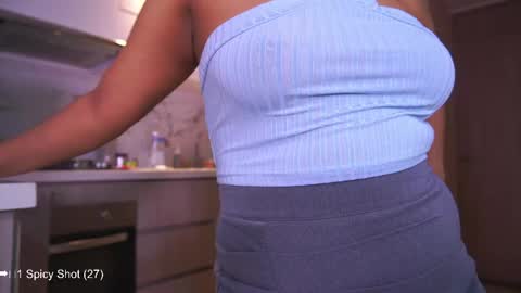 Follow me on instagram and twitter as correaktnees online show from April 19, 2026, 7:29 am