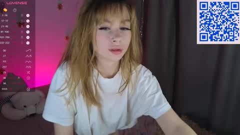 Snapshot of katrin_james chatting on January 12, 2026, 12:05 am Kate online show from January 12, 2026, 12:05 am