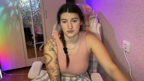   naked in pvt show 100 tk online show from January 18, 2026, 4:33 pm