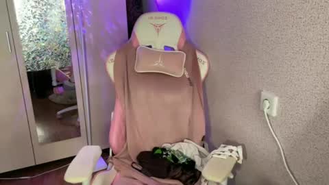   naked in pvt show 100 tk online show from April 21, 2026, 9:37 am