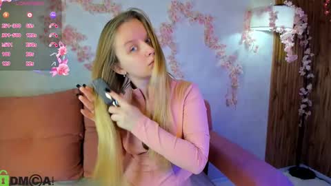 Katrina Bail online show from October 4, 2025, 1:03 am