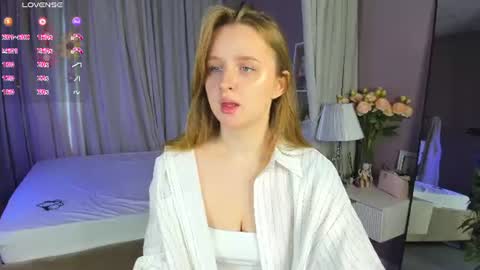 Snapshot of katrina_bail chatting on June 12, 2026, 1:26 am Katrina Bail online show from June 12, 2026, 1:26 am