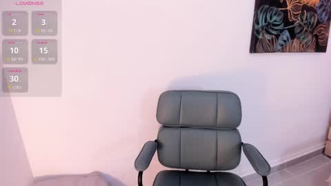 katrina online show from September 12, 2025, 1:33 pm