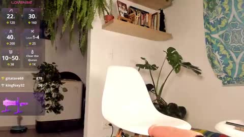 Katrina Ricci online show from December 20, 2024, 11:00 am