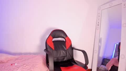 Katriona online show from October 31, 2025, 11:50 pm