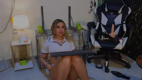 Katt  online show from June 21, 2026, 4:48 am