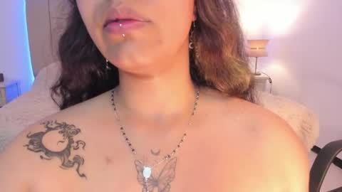 katta_ossa online show from February 21, 2025, 1:11 am