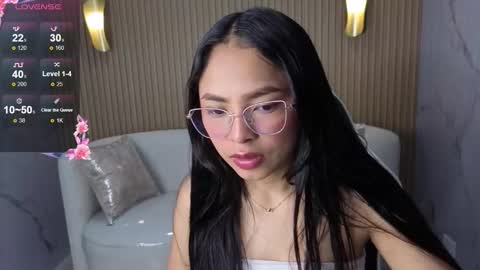 Online 800 to 1400 online show from November 28, 2025, 1:14 pm