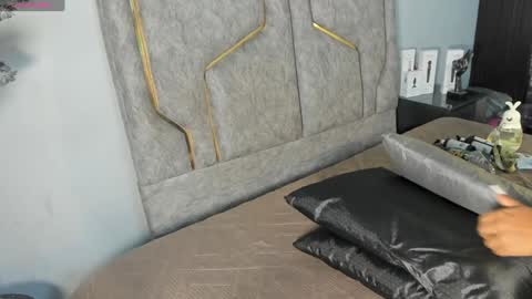 Katerine online show from January 14, 2025, 4:04 am