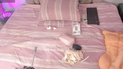 Katerine online show from October 5, 2025, 9:34 pm