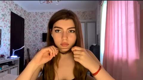 Molly online show from June 21, 2026, 1:13 pm