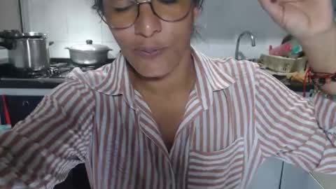 KattleyaGrey online show from October 30, 2025, 10:32 pm