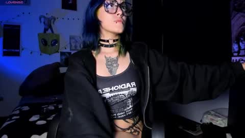 kattx   independent model online show from January 9, 2026, 3:20 am