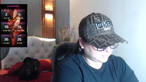 katty online show from November 6, 2025, 12:28 pm