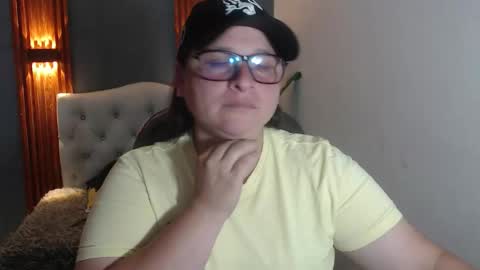 katty online show from April 21, 2026, 12:22 pm