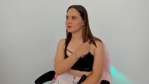 Katty online show from October 14, 2025, 3:07 am